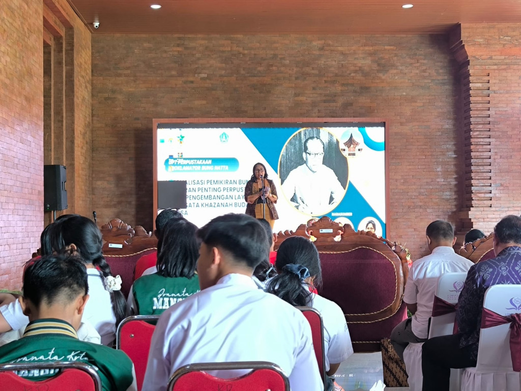 Internalisasi Pemikiran Bung Hatta dan Peran Penting Perpustakaan Dalam Pengembangan Pariwisata Khazanah Budaya Bangsa 